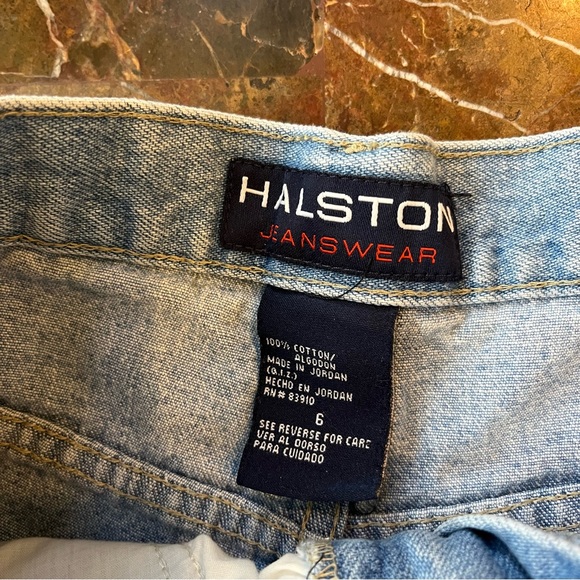 Women’s SZ 6 HALSTON JEANSWEAR Medium Blue High Rise Denim Shorts with Studs - Picture 11 of 13